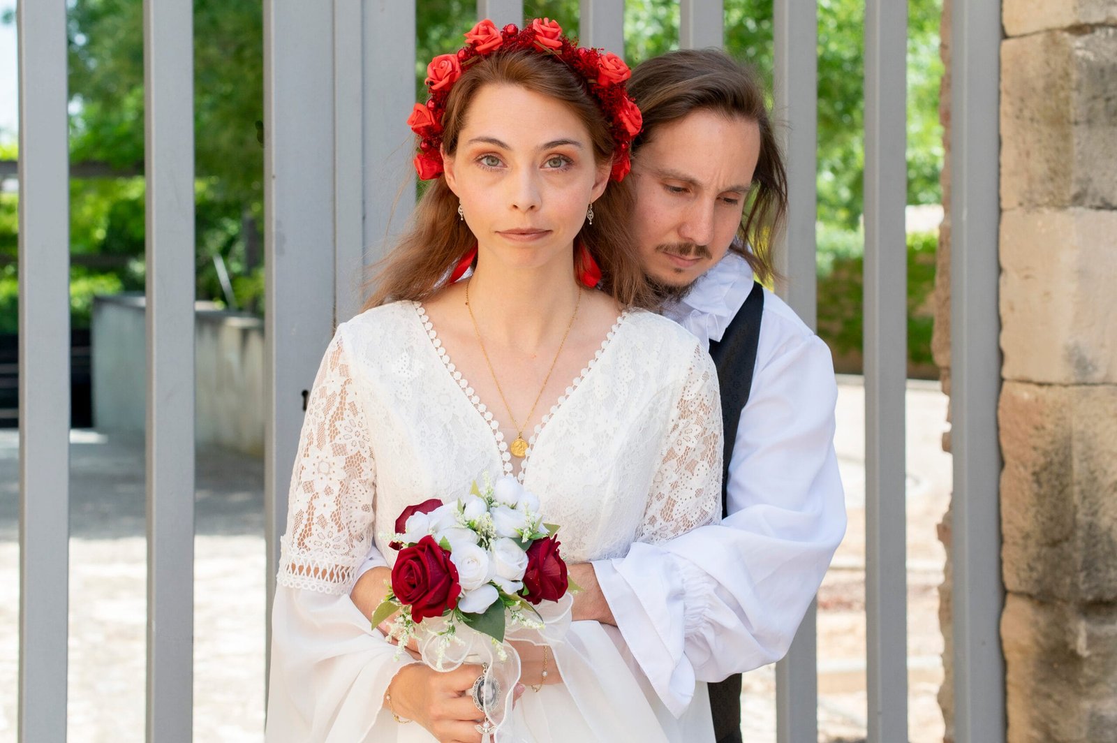 Boda de Genís y Carolina en la capilla de Sant Jordi de Poblet